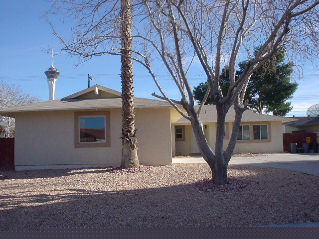 Staratosphere Tower is 1 mile West of my house